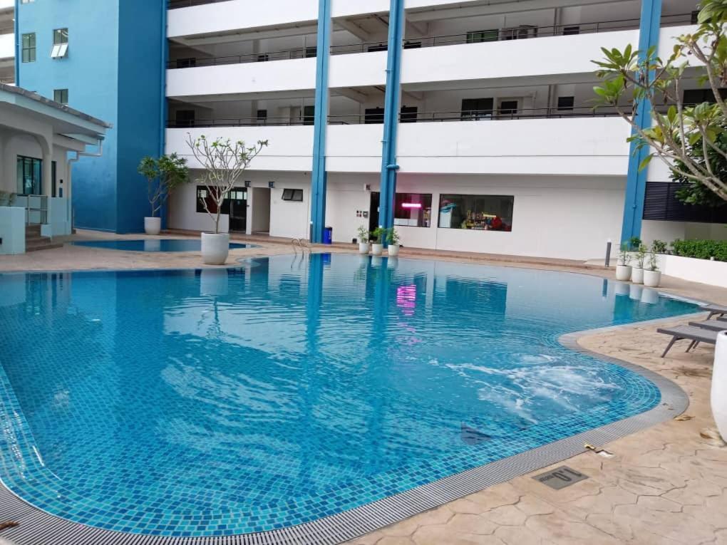 Pantai Puteri Melaka - Seaview 2 Bedroom Tanjung Kling 外观 照片